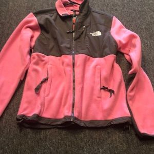 Women’s pink north face